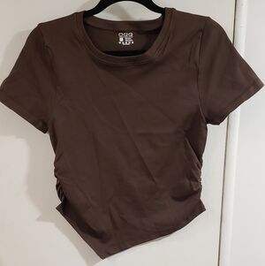 🌻NWOT OQQ Women’s Brown Short-Sleeve Ruched Tee
